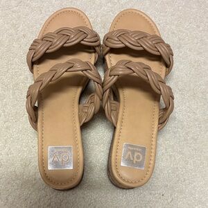 DV by Dolce Vita Women's Tan Braided Sandals